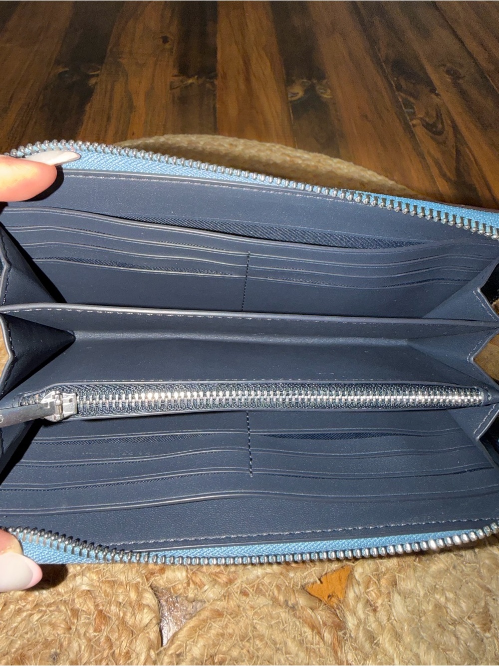 Coach Sky Blue Zip-Around Leather Wallet - Picture 5 of 6
